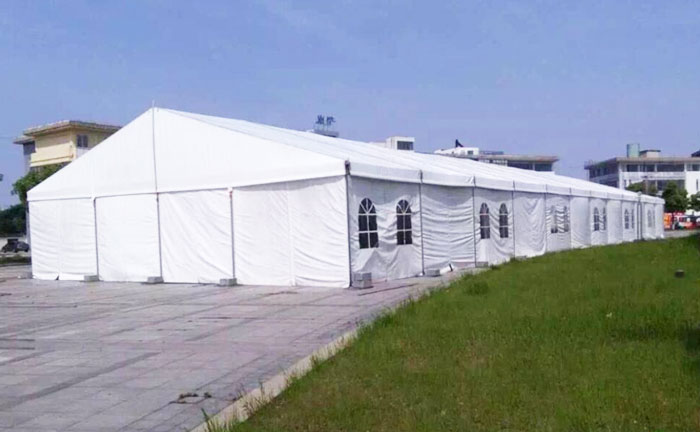 outdoor party tents